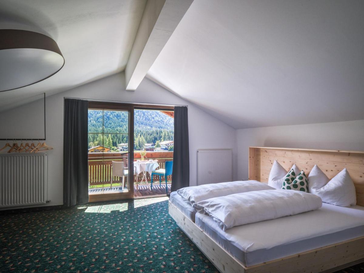 Apartmenthaus - Café - Zugspitze Leutasch Extérieur photo