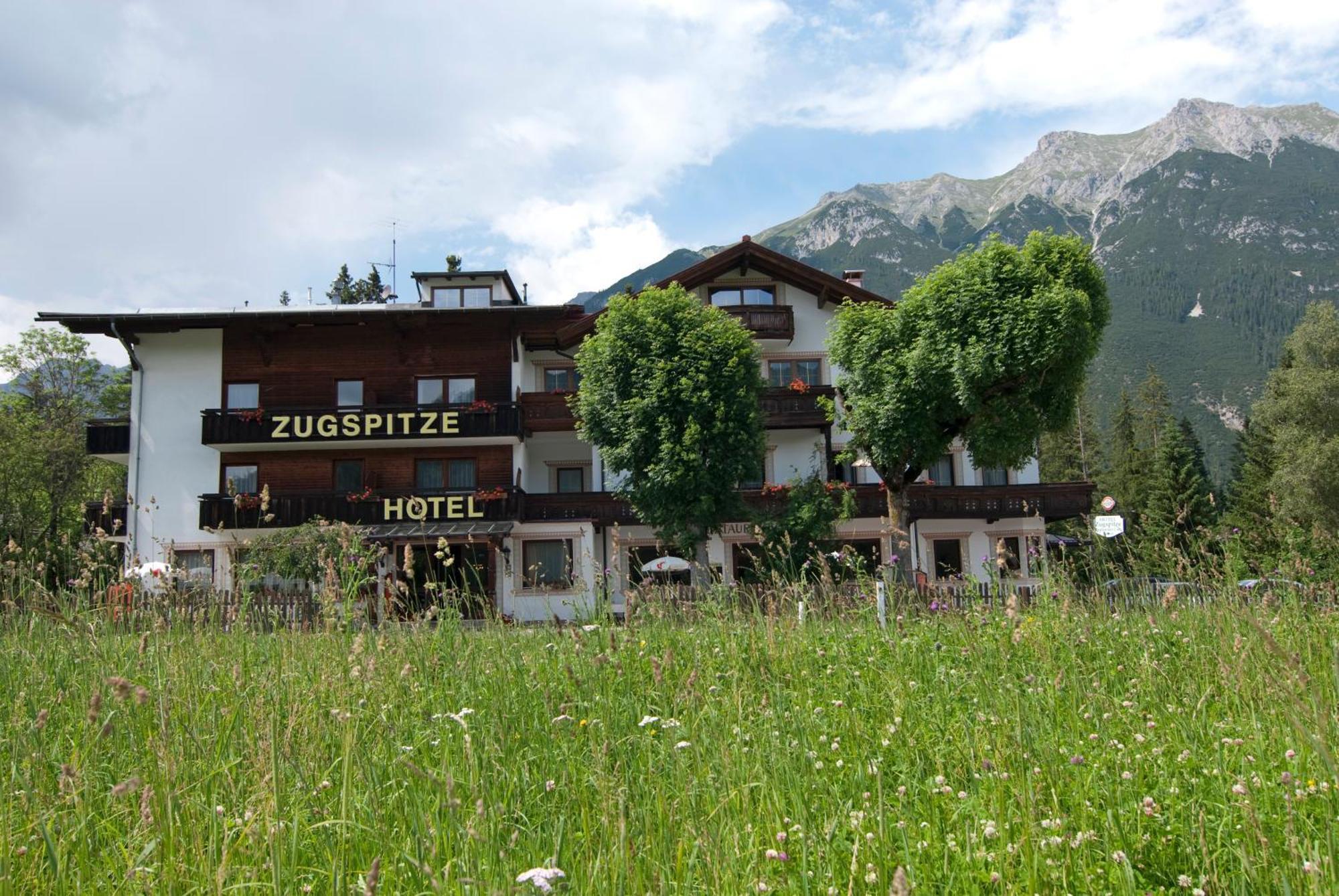 Apartmenthaus - Café - Zugspitze Leutasch Extérieur photo